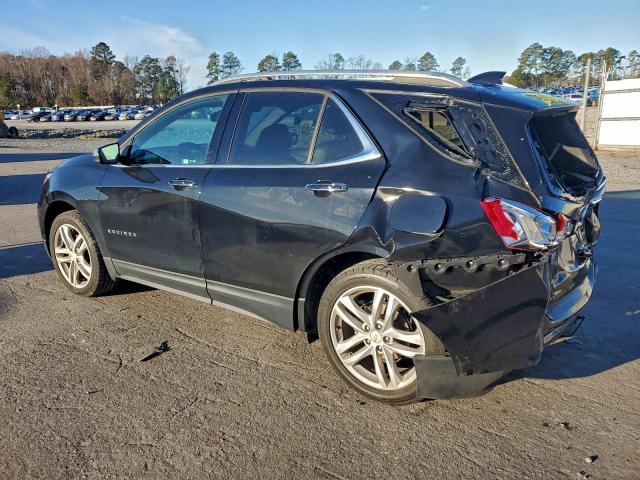Chevrolet Equinox Premier Image 8