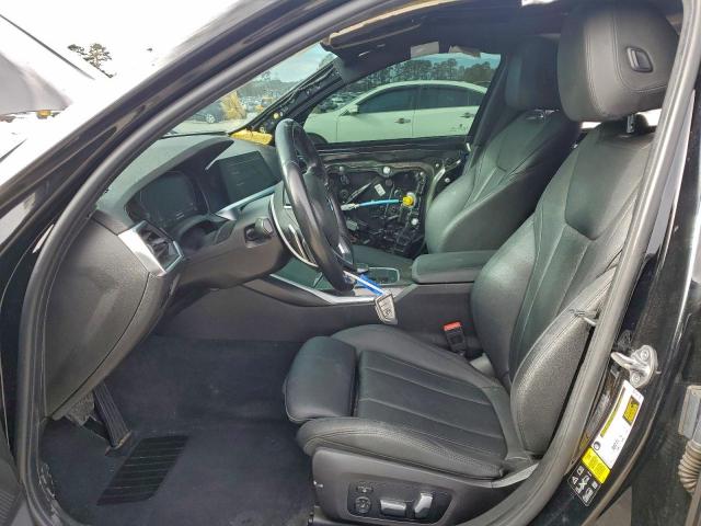 BMW 3 Series Image 4