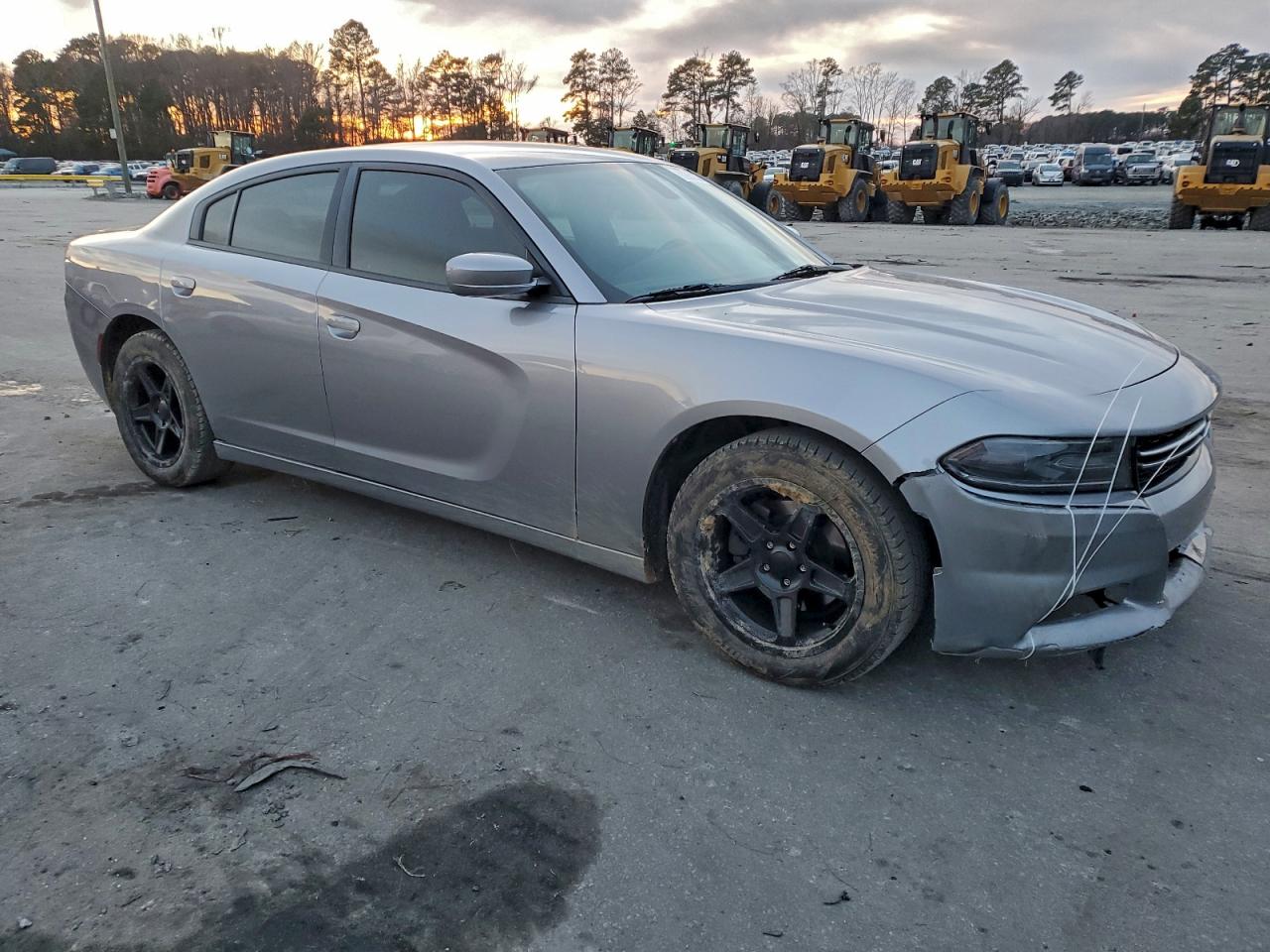 Dodge Charger Se Image 4