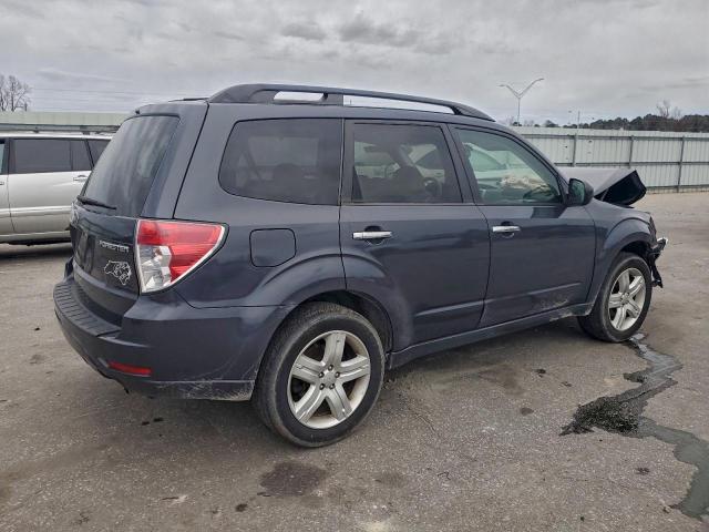 Subaru Forester 2.5x Premium Image 13