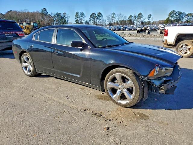 Dodge Charger Sxt Image 4