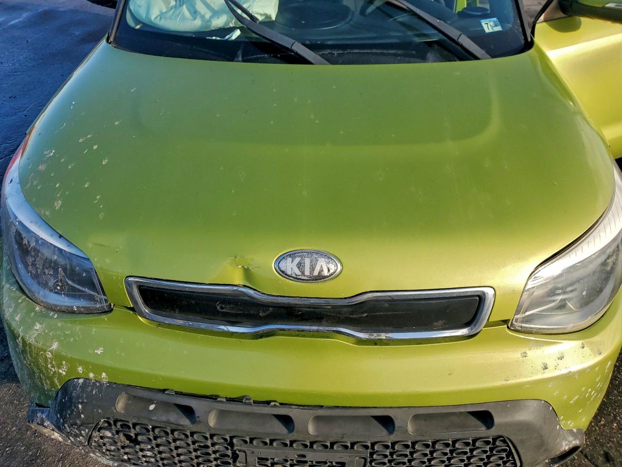 Kia Soul + Image 12
