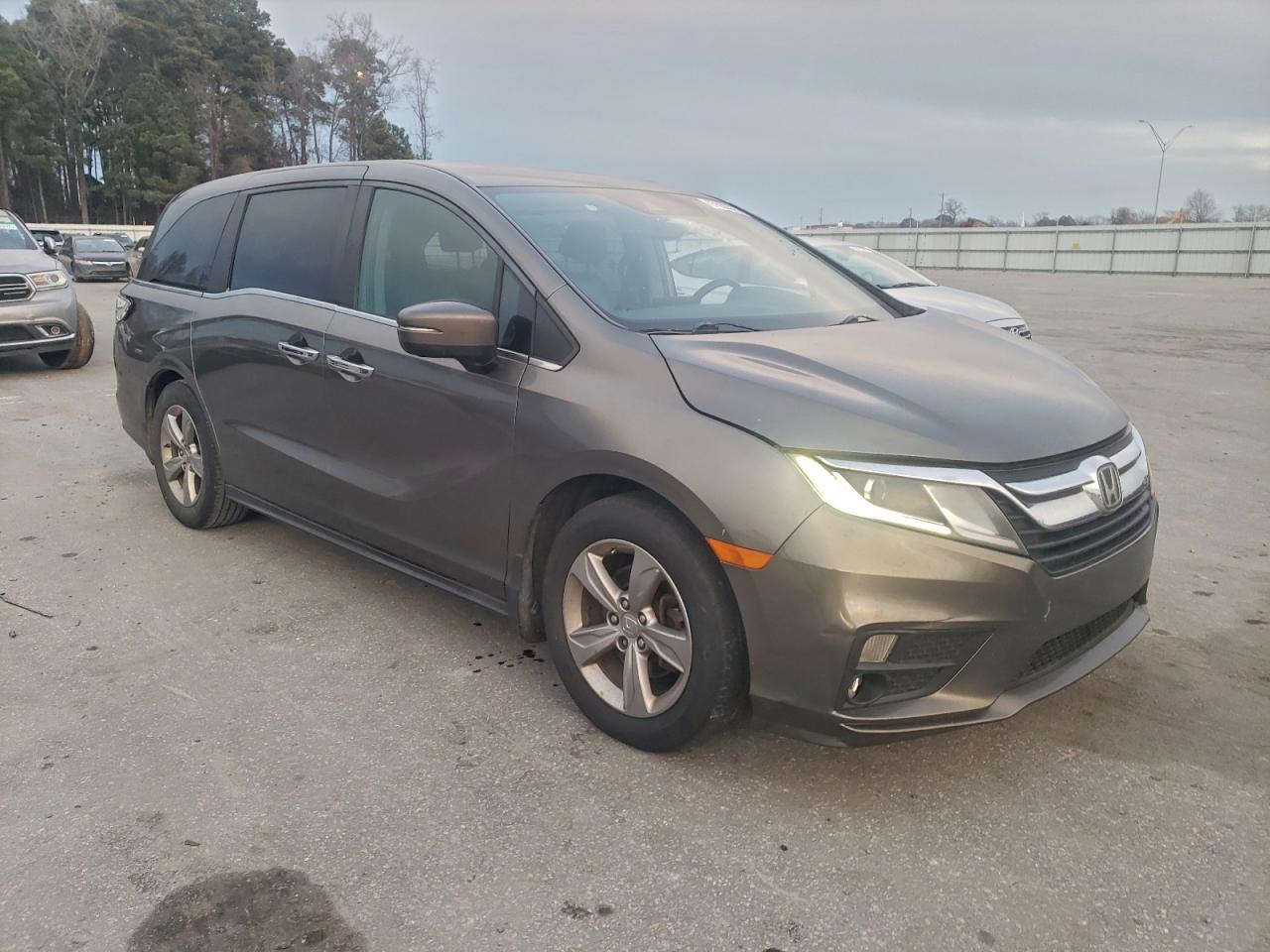 Honda Odyssey Exl Image 9