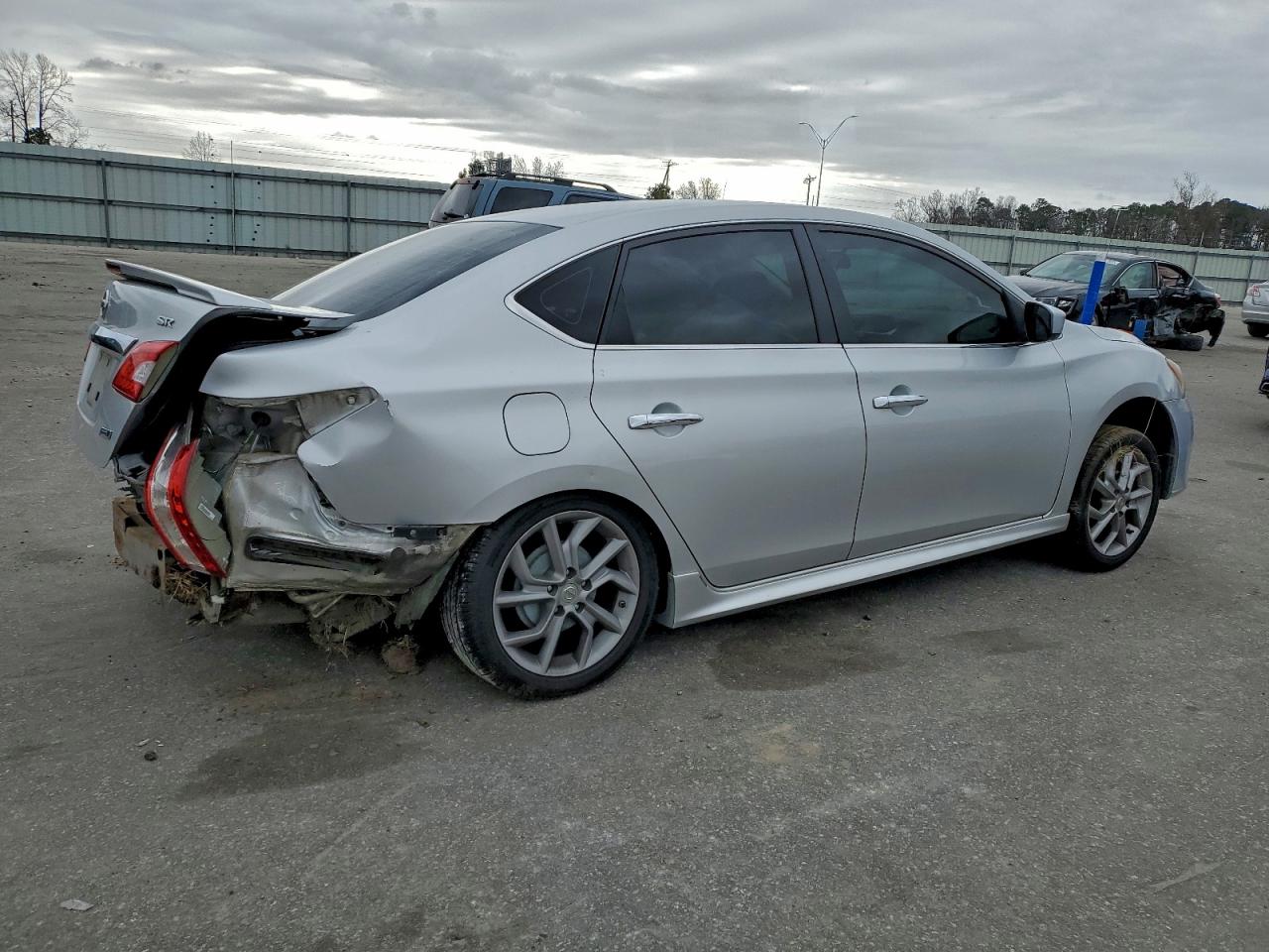 Nissan Sentra S Image 4