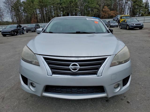 Nissan Sentra S Image 2