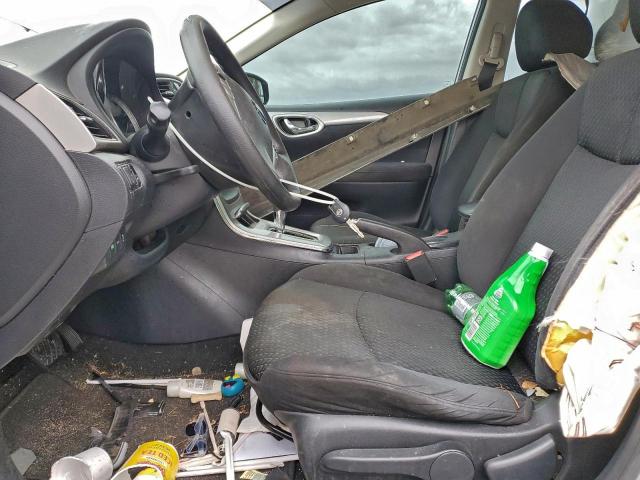 Nissan Sentra S Image 8