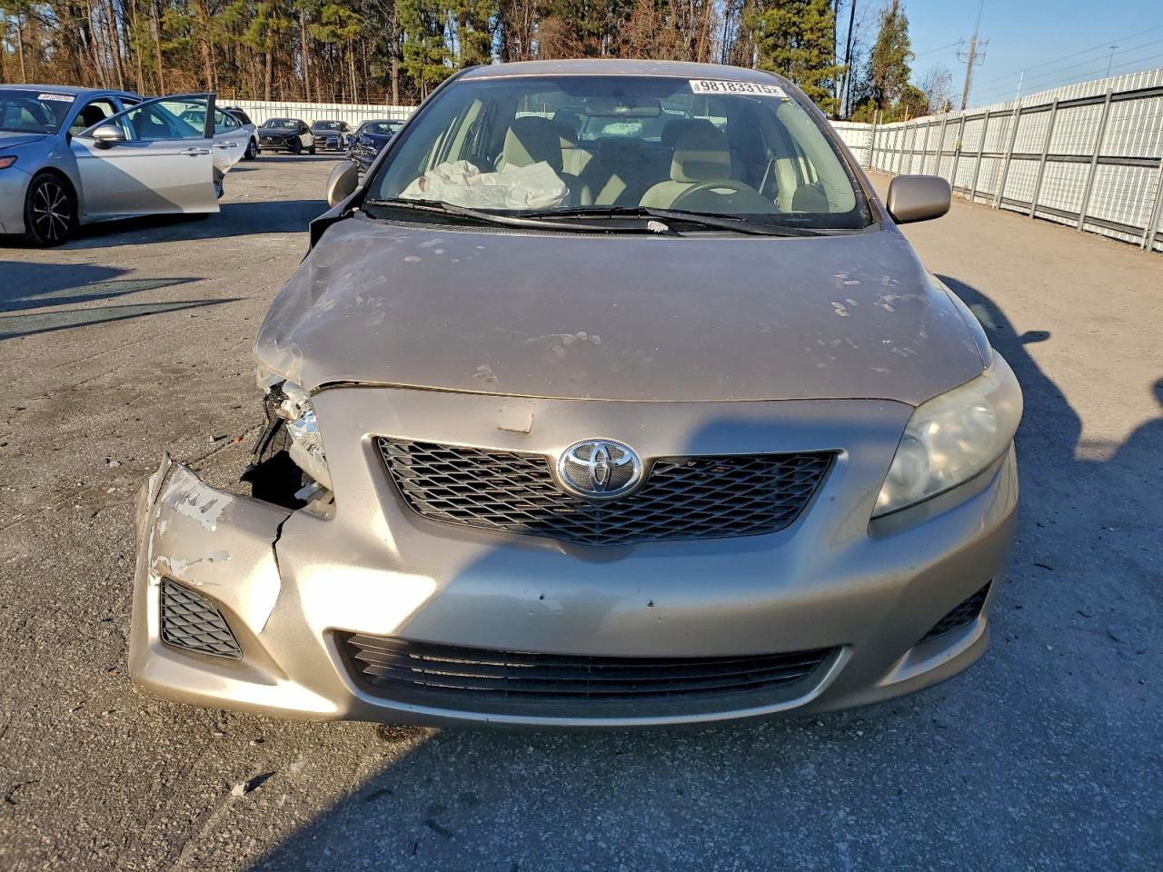 Toyota Corolla Base Image 7