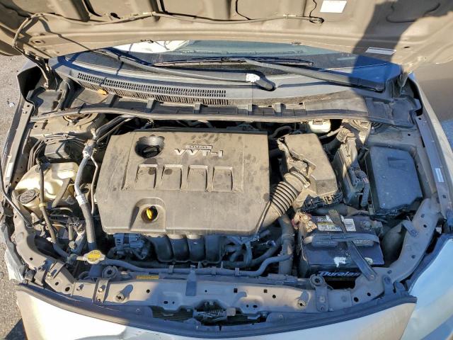 Toyota Corolla Base Image 11