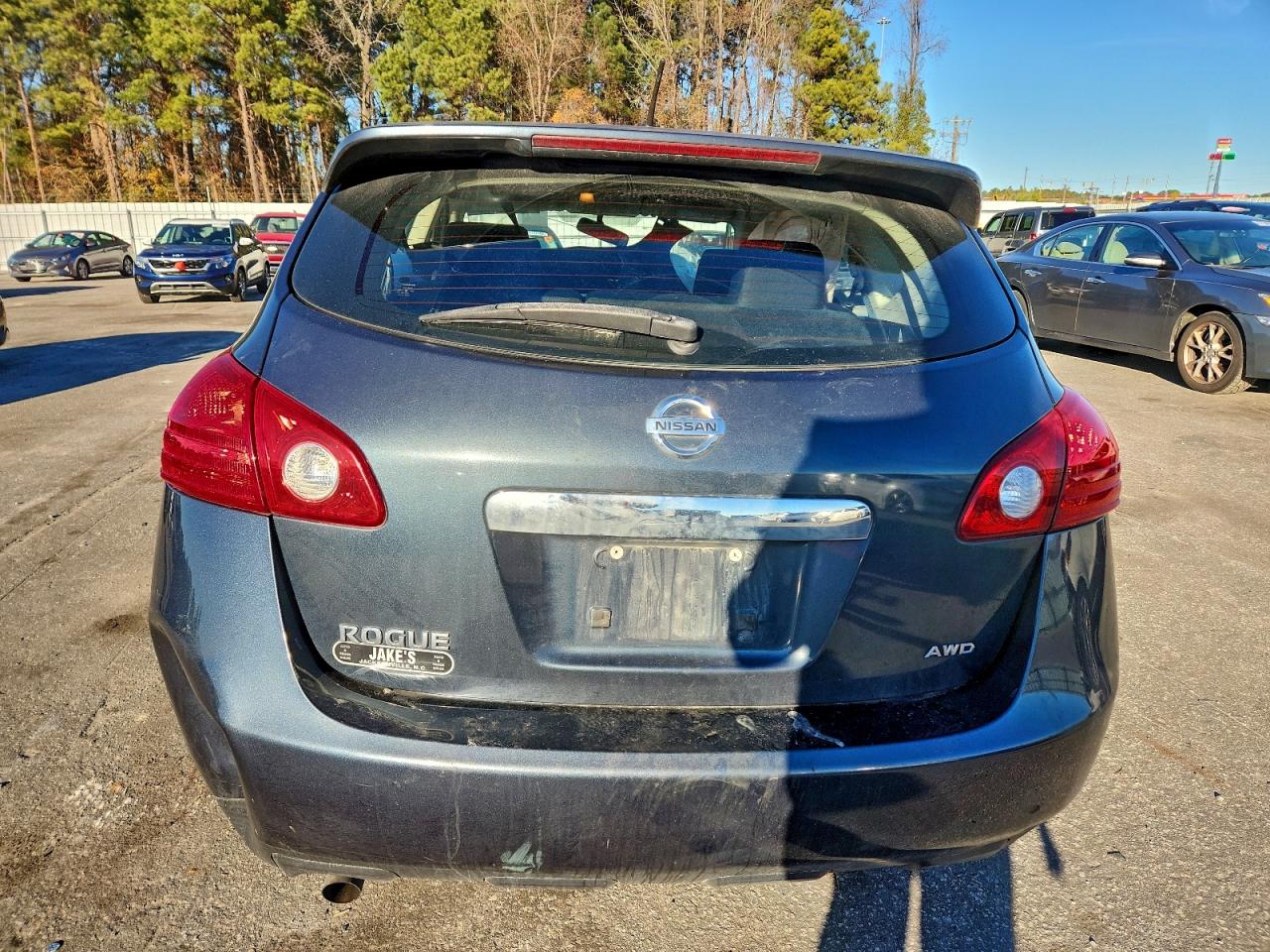 Nissan Rogue S Image 9