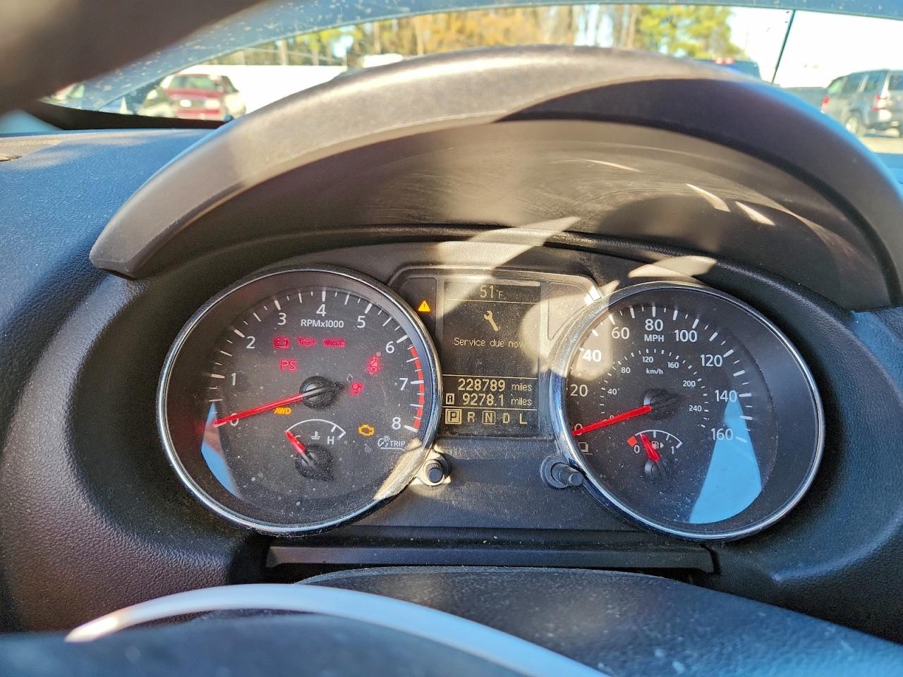 Nissan Rogue S Image 6