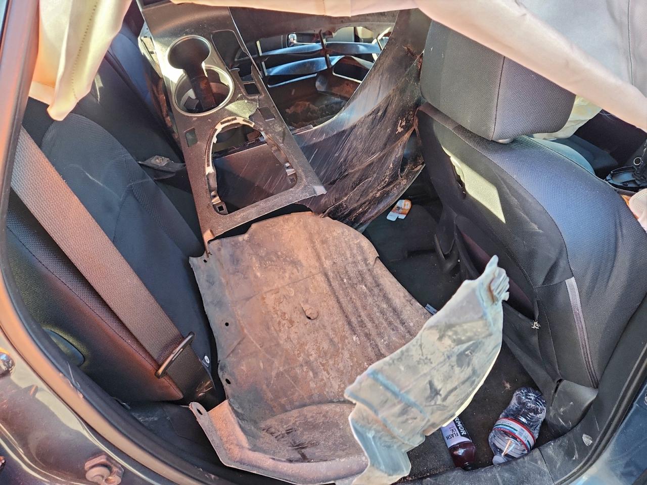 Nissan Rogue S Image 8