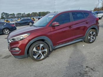  Salvage Hyundai TUCSON