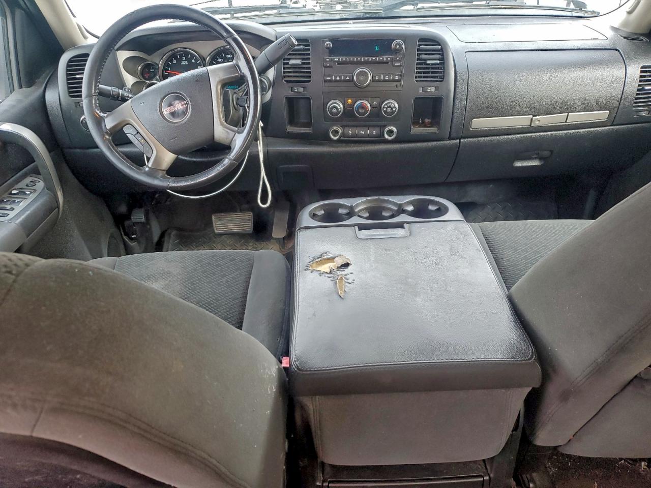 GMC Sierra C1500 Image 10