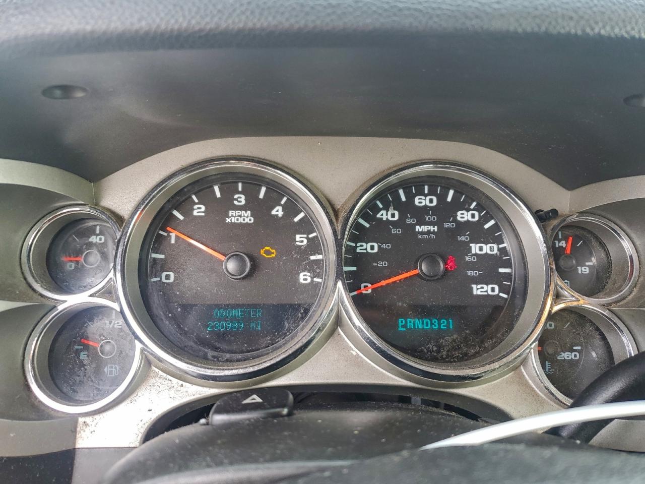 GMC Sierra C1500 Image 11