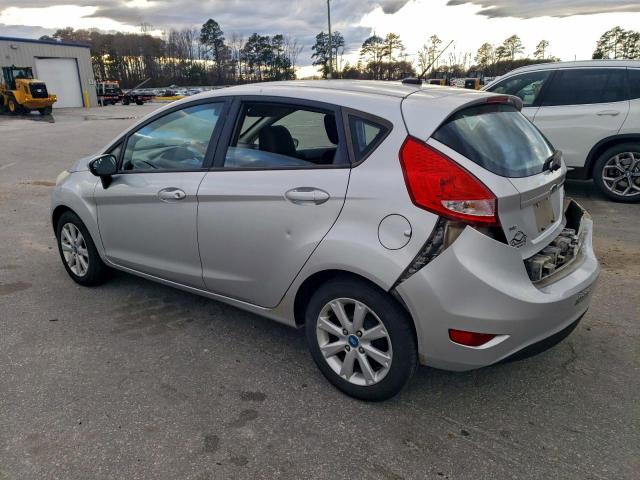 Ford Fiesta Se Image 9