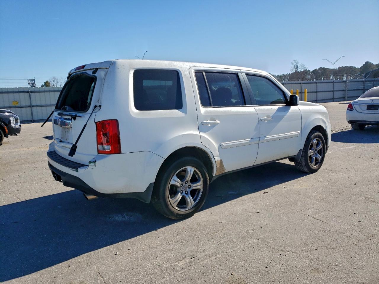 Honda Pilot Ex Image 3