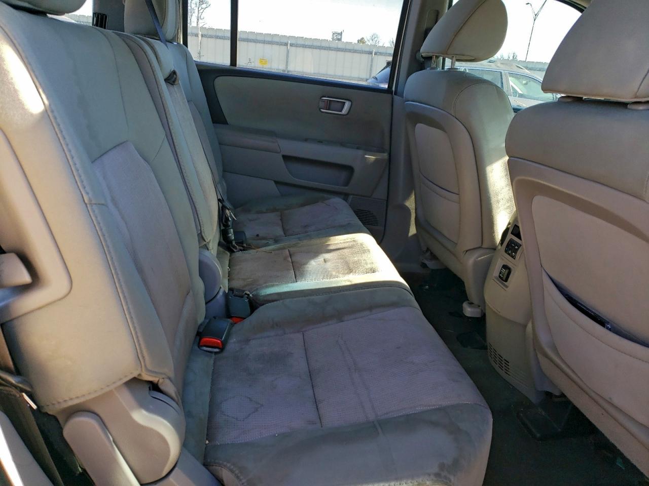 Honda Pilot Ex Image 13