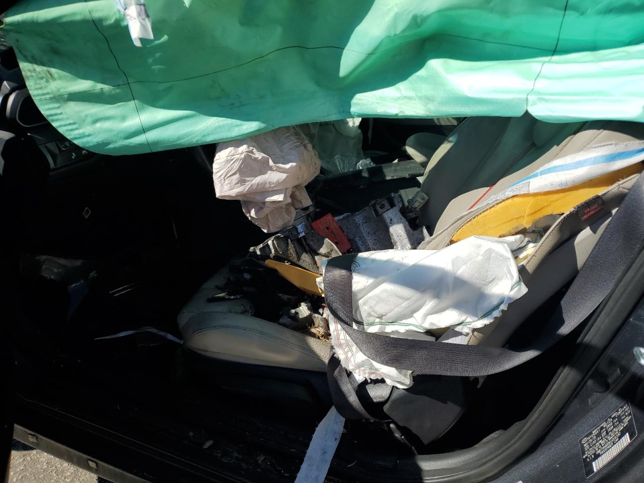 Hyundai VELOSTER Turbo Image 3