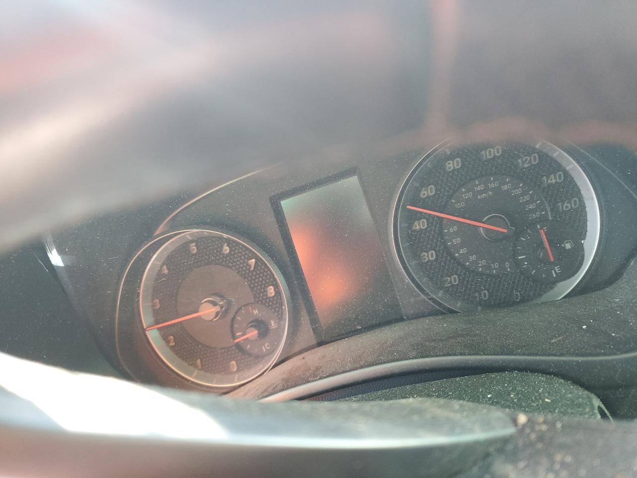 Hyundai VELOSTER Turbo Image 12