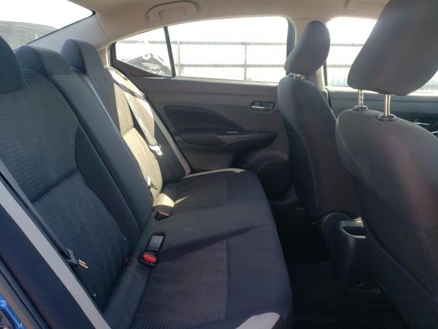 Nissan Versa Sv Image 10