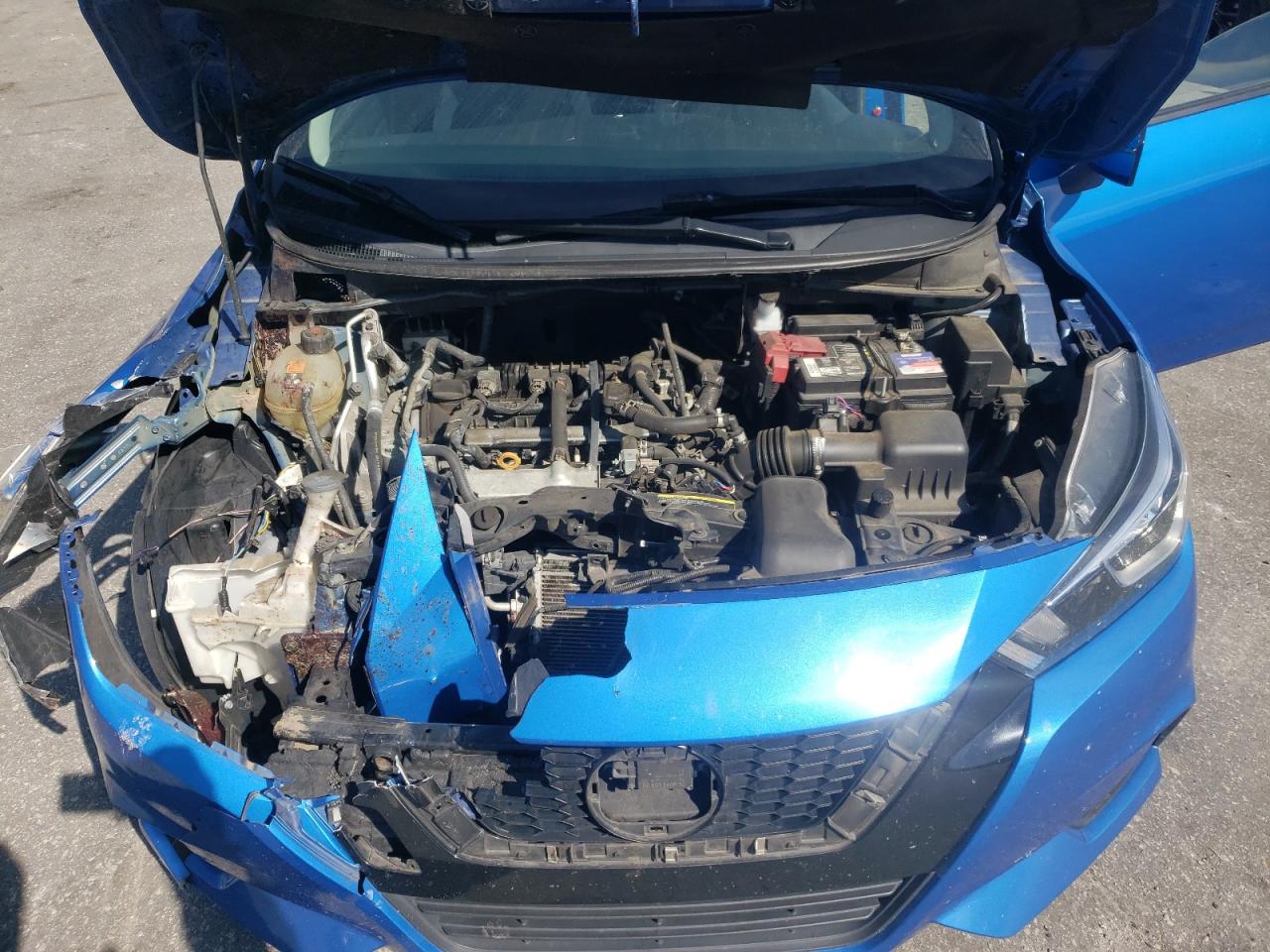 Nissan Versa Sv Image 9