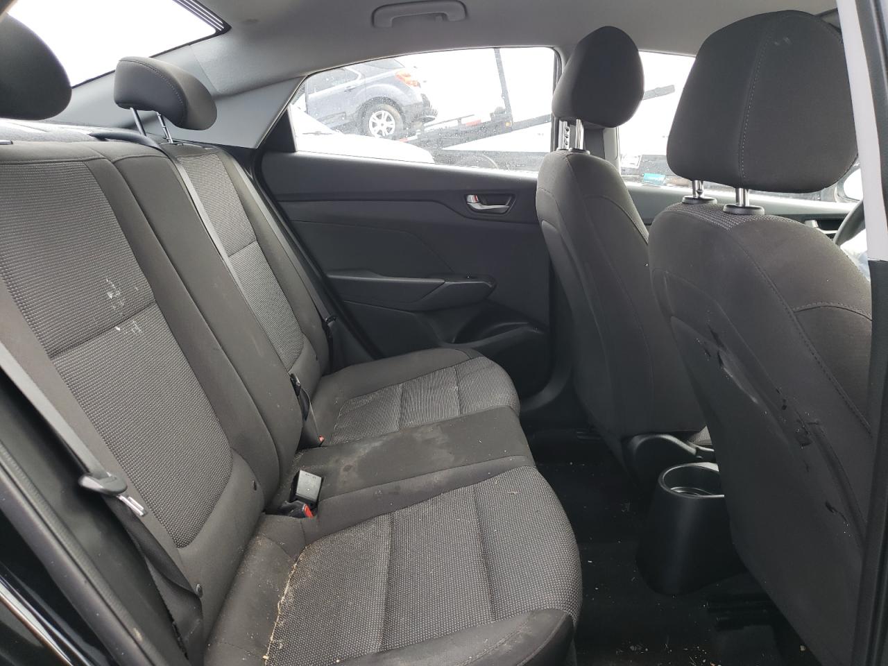 Hyundai ACCENT Se Image 11