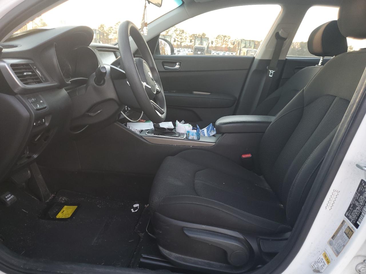 Kia Optima Lx Image 8