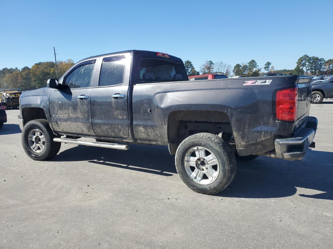 Chevrolet Silverado C1500 Image 3