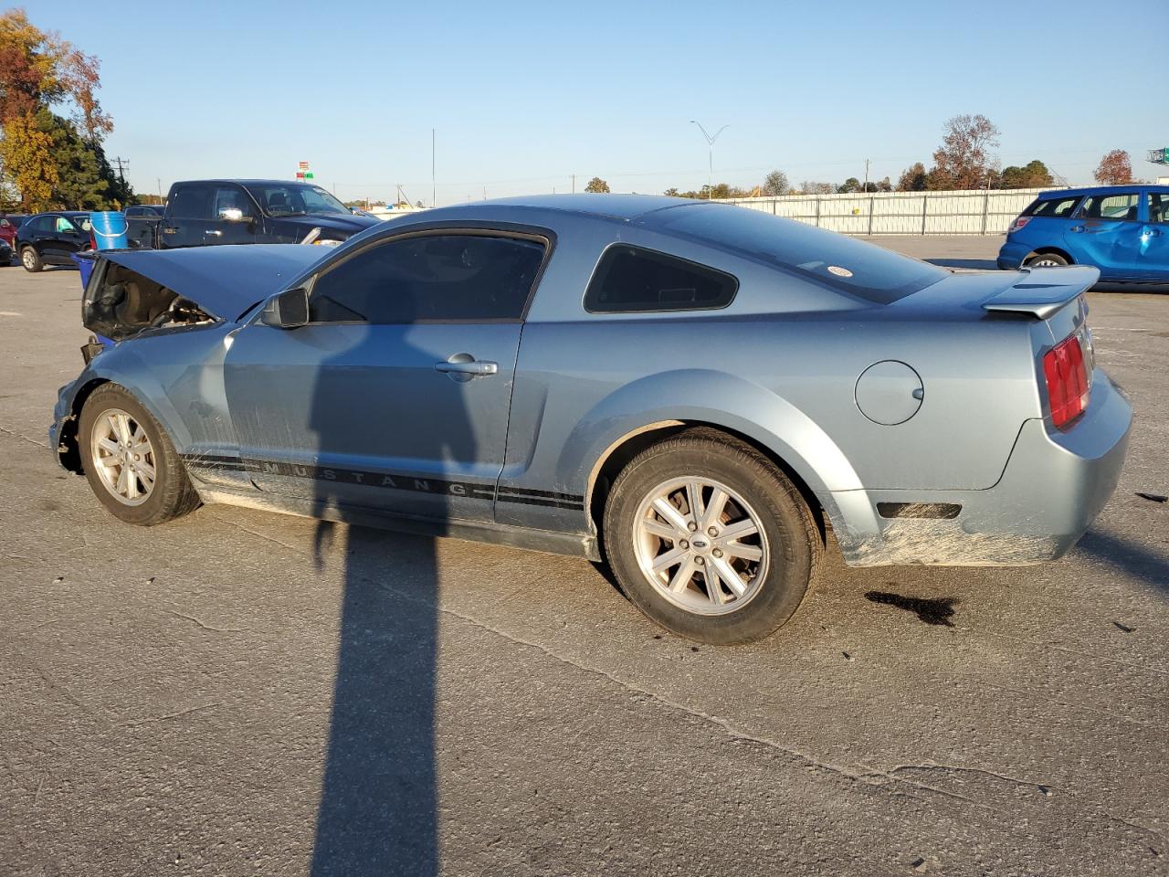 Ford Mustang Image 2