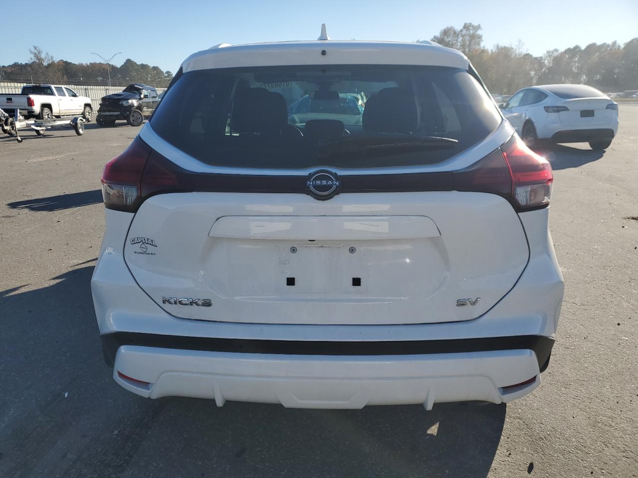 Nissan Kicks Sv Image 4