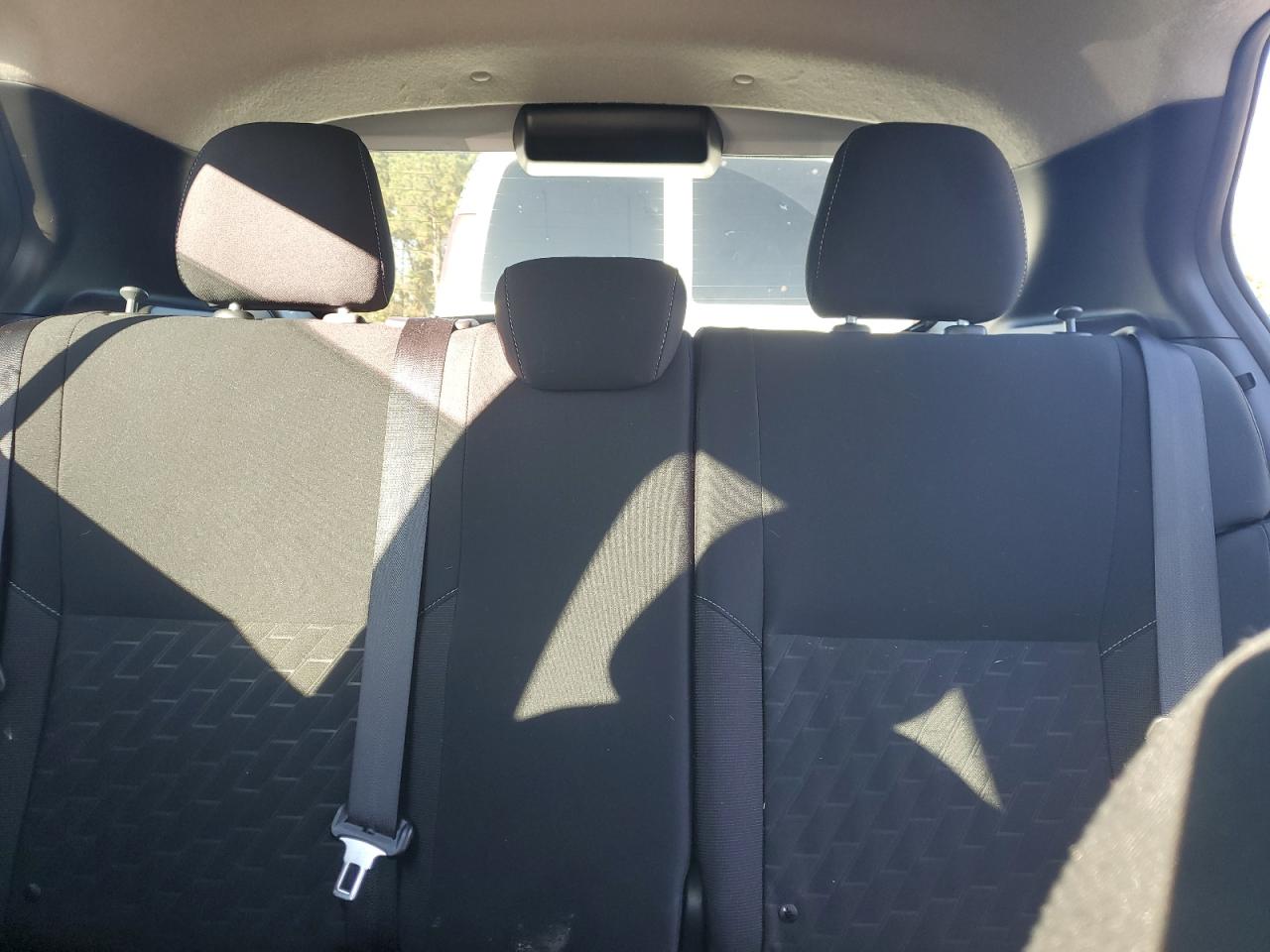 Nissan Kicks Sv Image 6