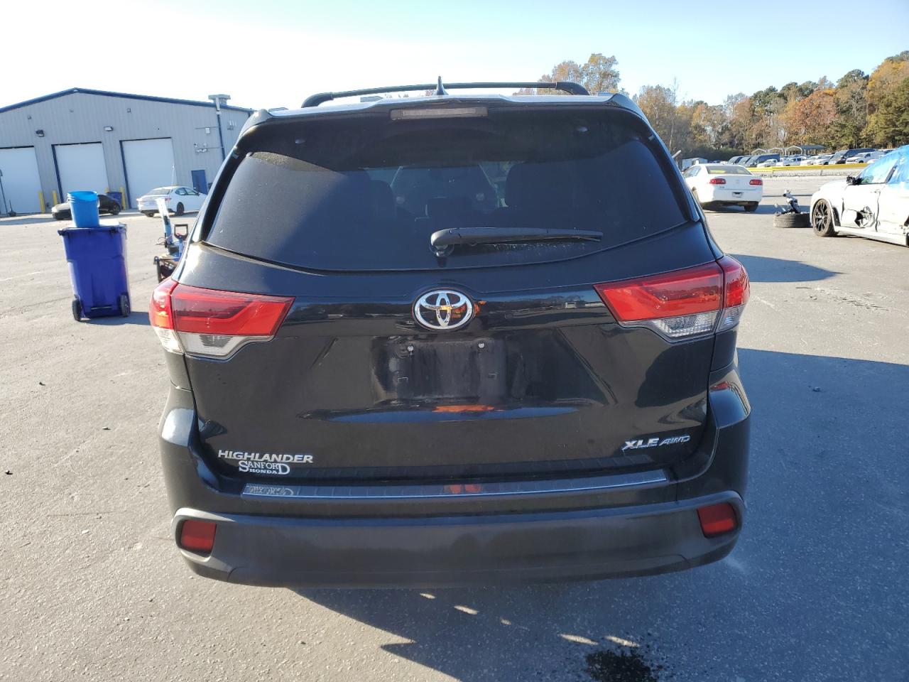 Toyota Highlander Se Image 10