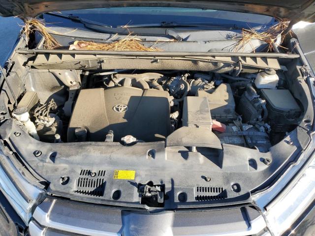 Toyota Highlander Se Image 6