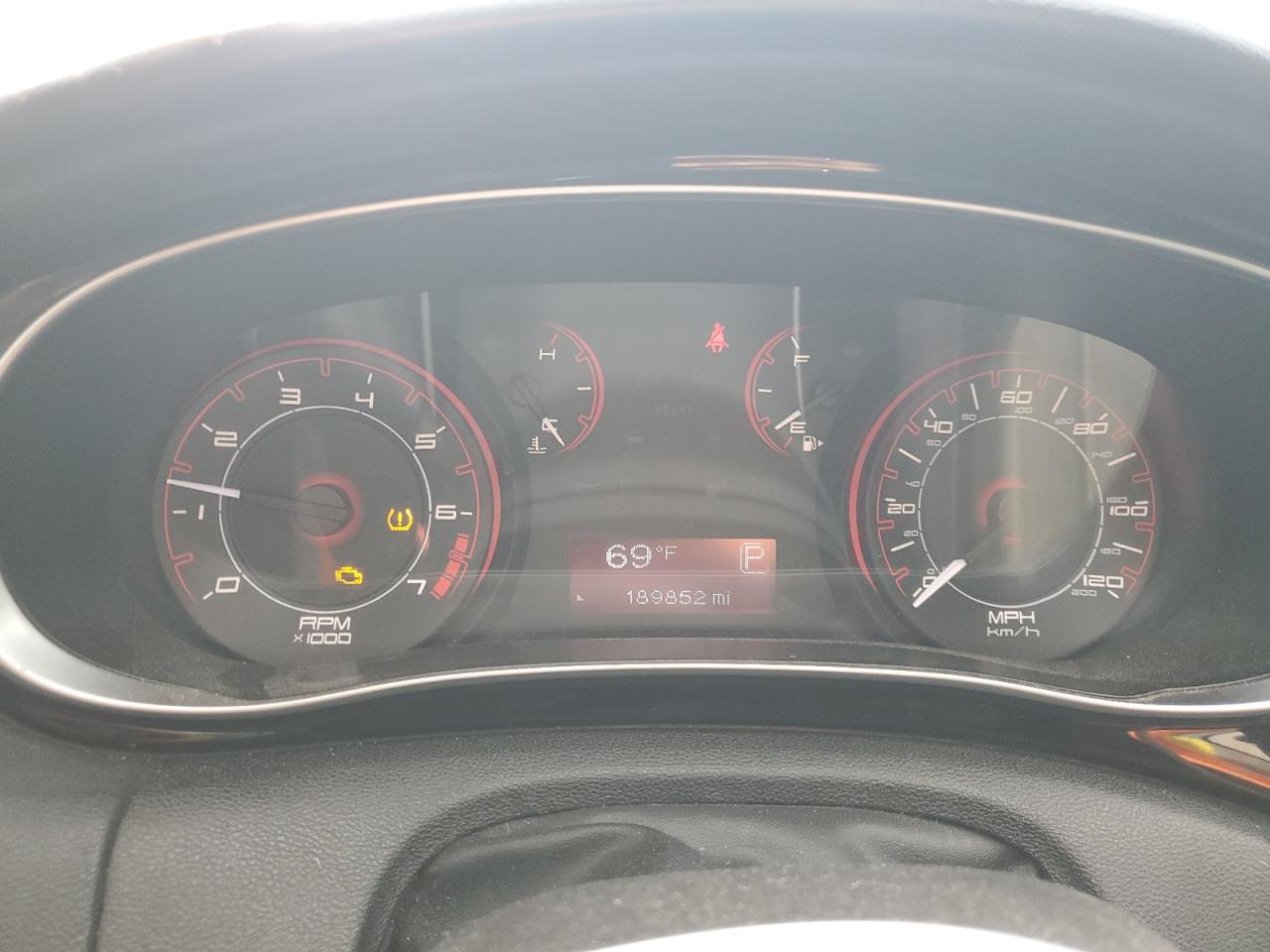 Dodge Dart Sxt Image 8