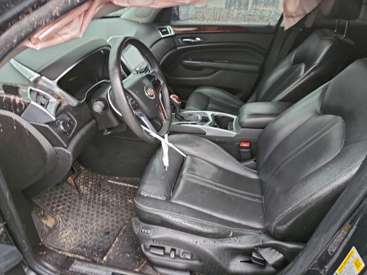 Cadillac SRX Luxury Collection Image 2