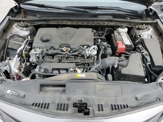 Toyota Camry Le Image 10