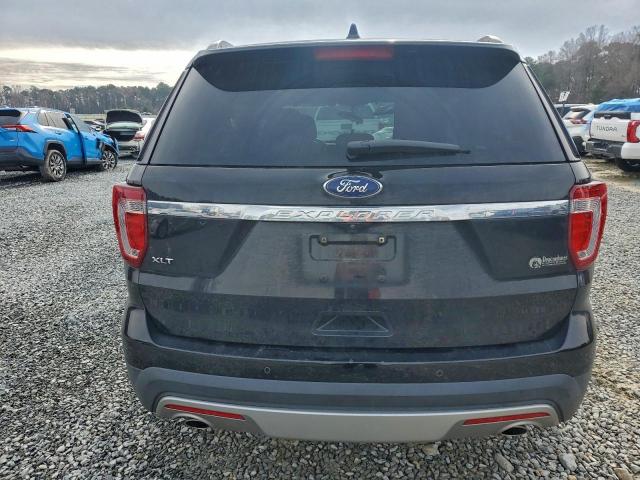 Ford Explorer Xlt Image 12