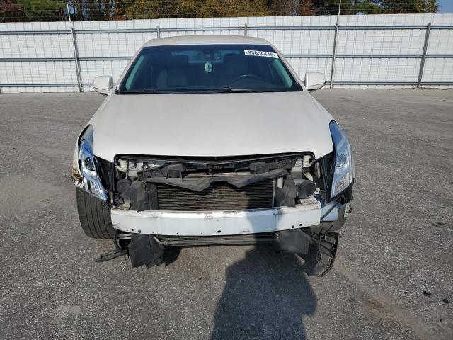 Cadillac XTS Image 8