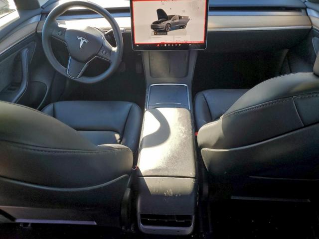 Tesla Model 3 Image 4