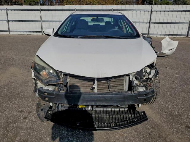 Toyota Corolla L Image 4