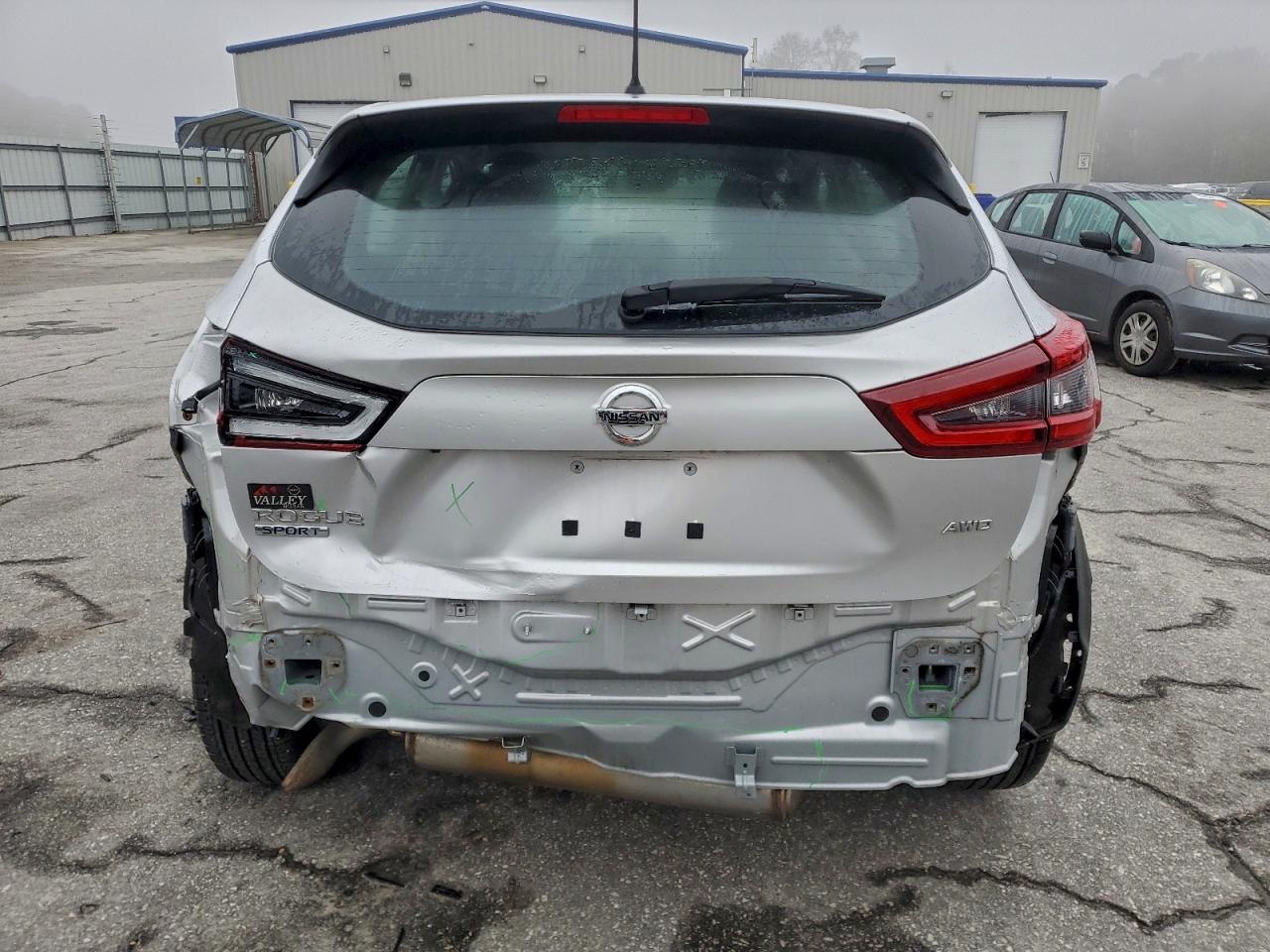 Nissan Rogue S Image 4