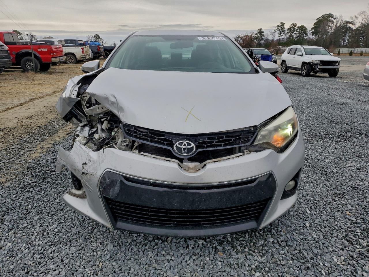 Toyota Corolla L Image 3