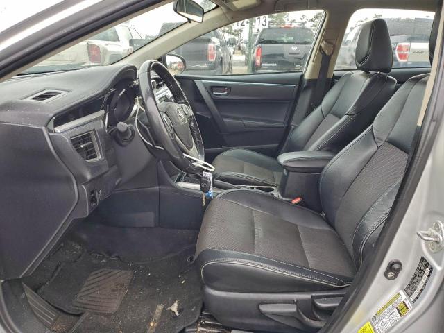 Toyota Corolla L Image 8