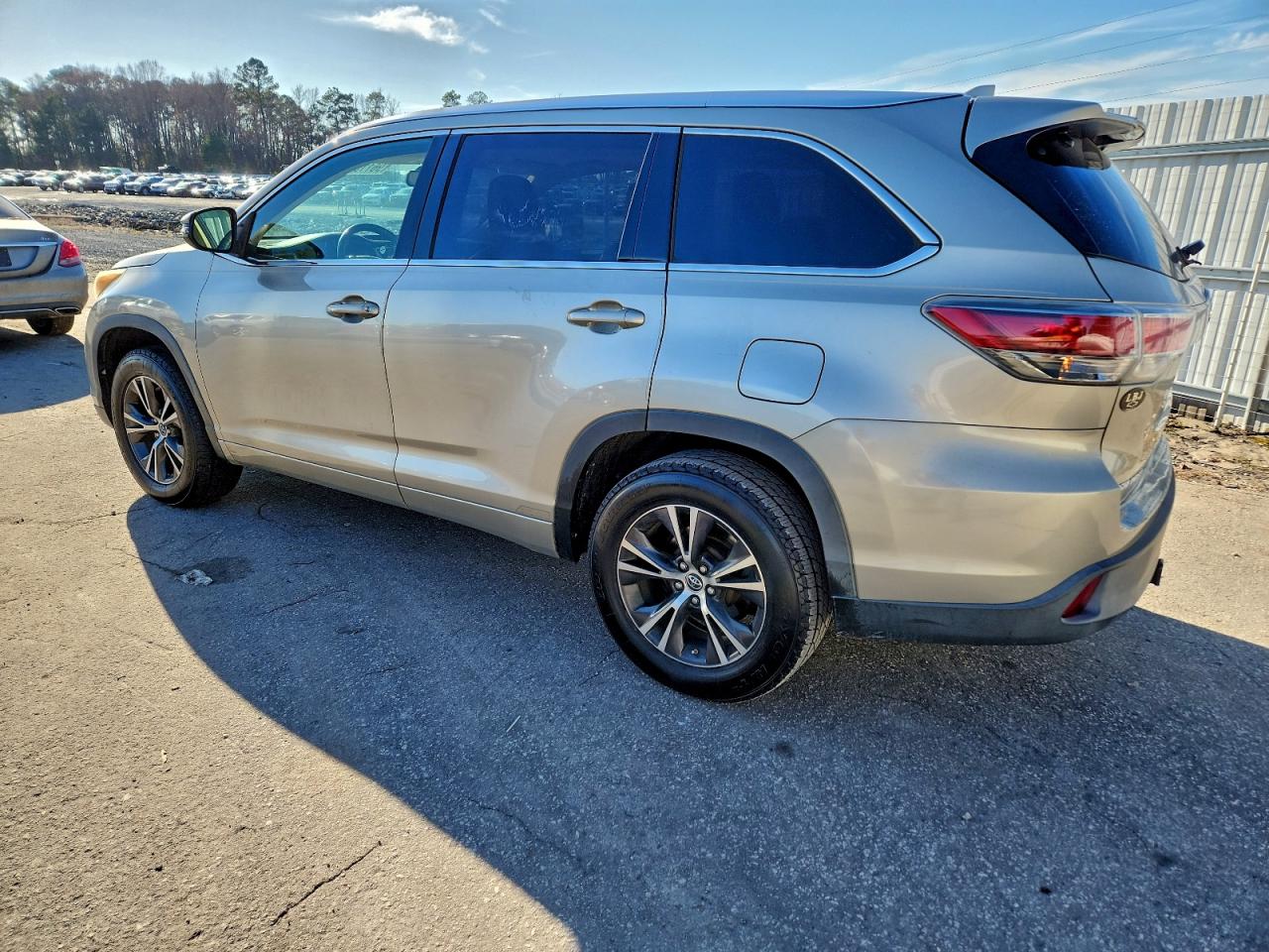 Toyota Highlander Xle Image 5