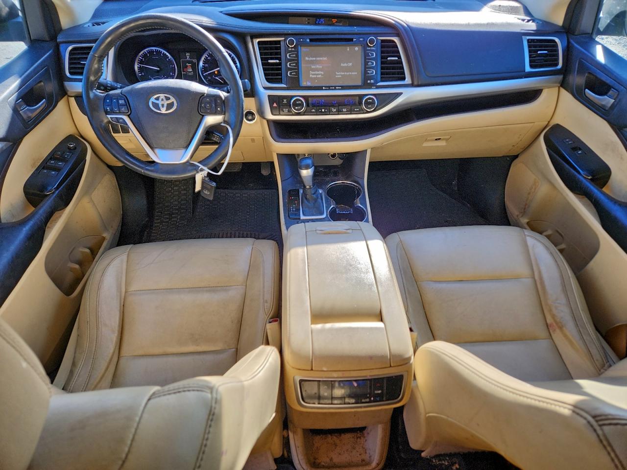 Toyota Highlander Xle Image 11