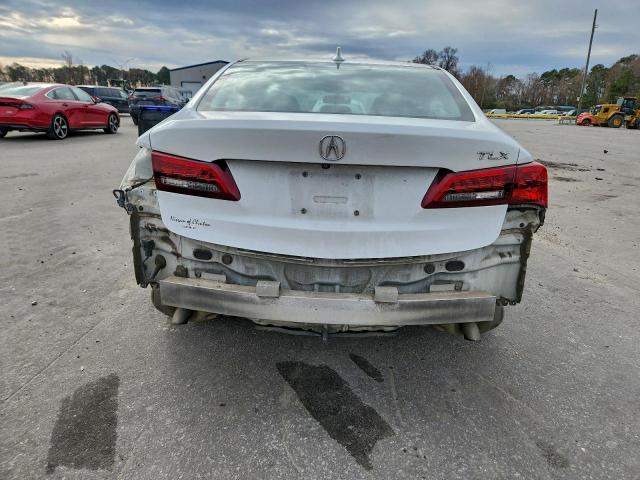 Acura TLX Image 6