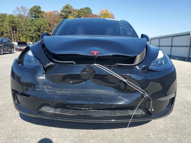 Tesla Model Y Image 7
