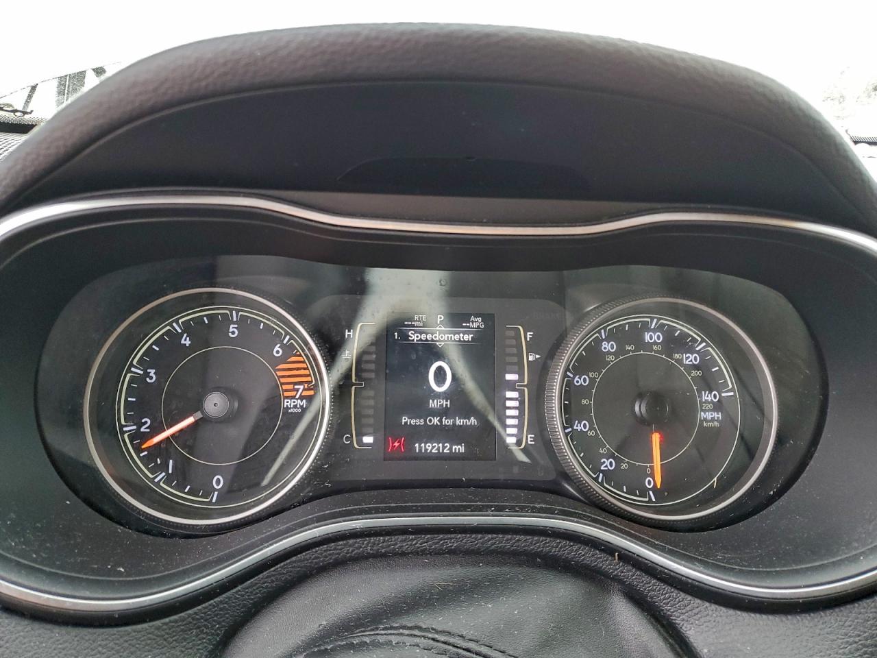 Jeep Grand Cherokee Latitude Image 7