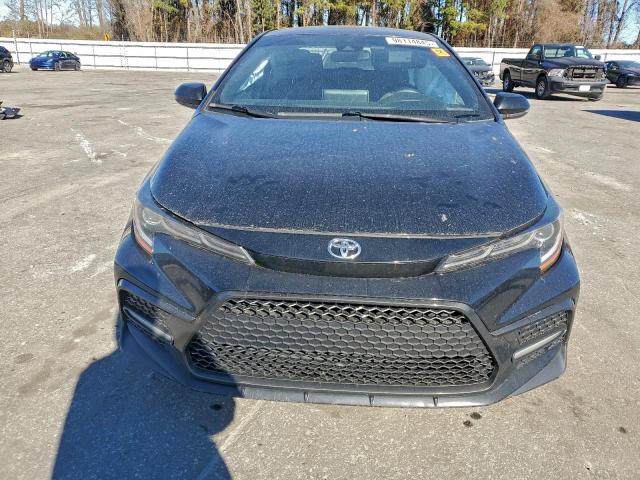 Toyota Corolla Se Image 12