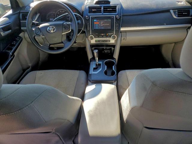 Toyota Camry Base Image 5